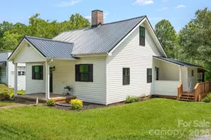 636 N Trade St, Tryon, NC 28782 - Photo 1