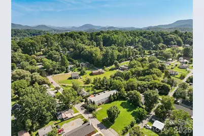 237 Camelot Drive #B, Waynesville, NC 28786 - Photo 23