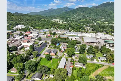 237 Camelot Drive #B, Waynesville, NC 28786 - Photo 21