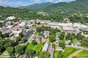 237 Camelot Dr, Waynesville, NC 28786 - Photo 21