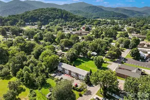 237 Camelot Dr, Waynesville, NC 28786 - Photo 19