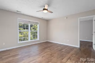 237 Camelot Dr, Waynesville, NC 28786 - Photo 5
