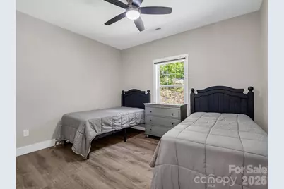 180 Ridgeview Drive, Hendersonville, NC 28792 - Photo 29