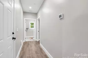 180 Ridgeview Dr, Hendersonville, NC 28792 - Photo 21