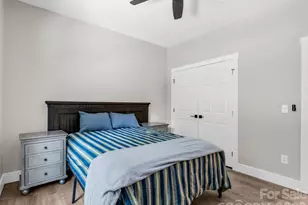 180 Ridgeview Dr, Hendersonville, NC 28792 - Photo 33