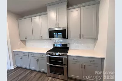 9850 Festival Way, Charlotte, NC 28215 - Photo 21