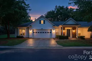 10305 Flat Stone Rd, Charlotte, NC 28213 - Photo 19