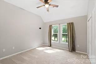 4519 Crownvista Dr, Charlotte, NC 28269 - Photo 21