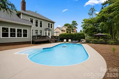 4519 Crownvista Drive, Charlotte, NC 28269 - Photo 3