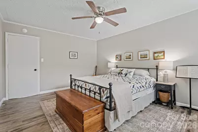 3968 Hollywood Ridge Road, Lenoir, NC 28645 - Photo 17