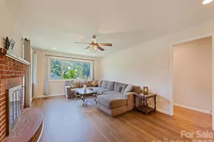 23 Elm St, Canton, NC 28716 - Photo 9
