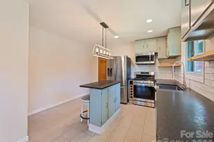 23 Elm St, Canton, NC 28716 - Photo 15