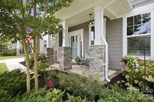 1020 Claires Creek Ln, Davidson, NC 28036 - Photo 9