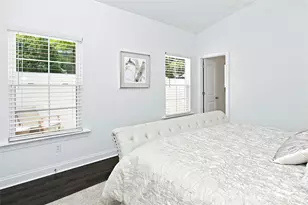 26 Walnut Spgs Dr, Asheville, NC 28804 - Photo 15