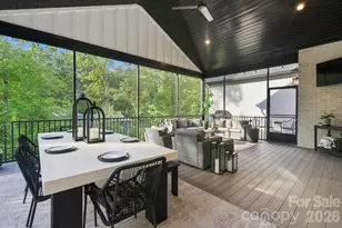 4761 Glen Hollow Ln NE, Hickory, NC 28601 - Photo 33