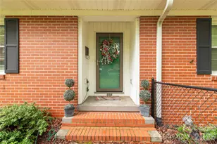 938 Forest Dr, Lancaster, SC 29720 - Photo 3