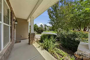 10817 Bere Island Dr, Charlotte, NC 28278 - Photo 5