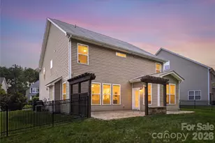 10817 Bere Island Dr, Charlotte, NC 28278 - Photo 47