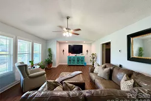 118 Elder St, Rockingham, NC 28379 - Photo 3