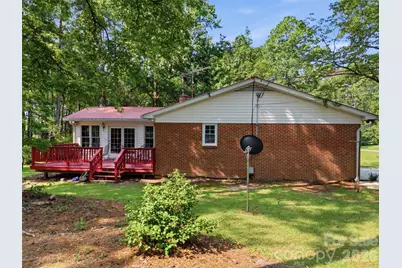 276 Dixie Trail, Hamlet, NC 28345 - Photo 3