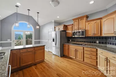 1064 Baker Barn Road, Hickory, NC 28602 - Photo 11