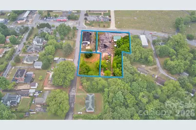 225 E D Street, Newton, NC 28658 - Photo 5