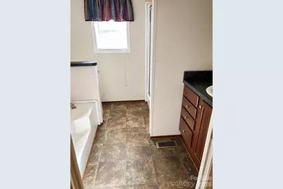 81 Frye Heights Lane, Taylorsville, NC 28681 - Photo 11
