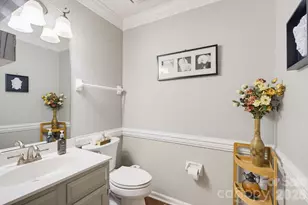 4113 Hallam Ct, Charlotte, NC 28269 - Photo 17
