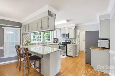 4113 Hallam Court, Charlotte, NC 28269 - Photo 11