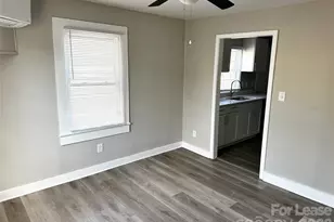 920 Holt St, Lexington, NC 27292 - Photo 5