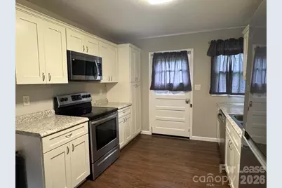 1095 Sunset Road, Cherryville, NC 28021 - Photo 3