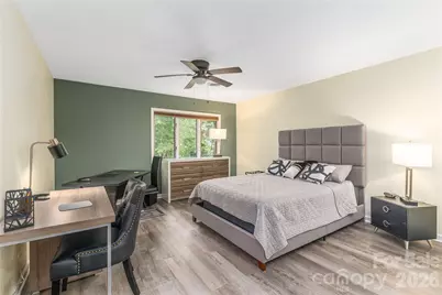 204 Live Oak Lane, Hendersonville, NC 28791 - Photo 5