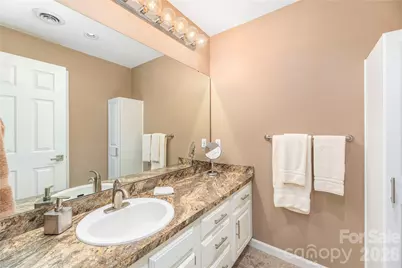 204 Live Oak Lane, Hendersonville, NC 28791 - Photo 7