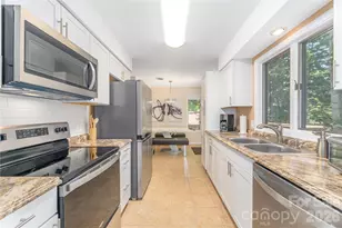 204 Live Oak Ln, Hendersonville, NC 28791 - Photo 13