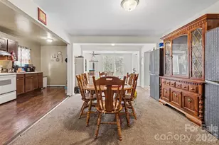 3315 Carver Pl, Charlotte, NC 28269 - Photo 7