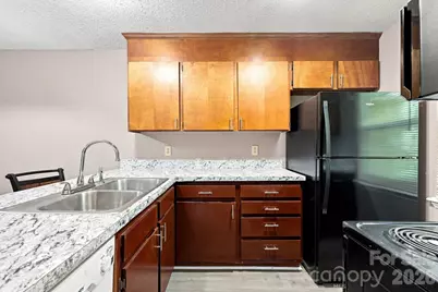 4033 Briarhill Drive, Charlotte, NC 28215 - Photo 25