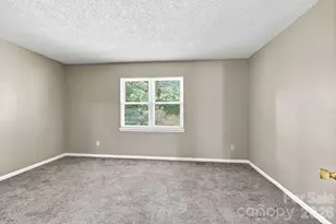 4033 Briarhill Dr, Charlotte, NC 28215 - Photo 33