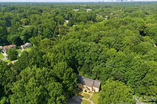 4033 Briarhill Dr, Charlotte, NC 28215 - Photo 3