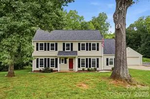 10211 Meadow Hollow Dr, Charlotte, NC 28227 - Photo 1