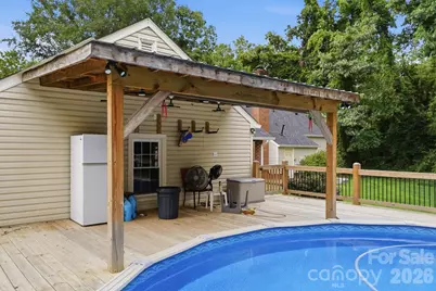 10211 Meadow Hollow Drive, Charlotte, NC 28227 - Photo 35