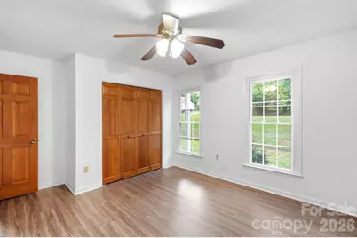 10211 Meadow Hollow Drive, Charlotte, NC 28227 - Photo 17
