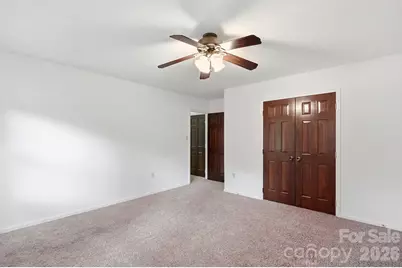 10211 Meadow Hollow Drive, Charlotte, NC 28227 - Photo 29