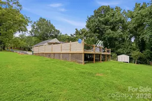 10211 Meadow Hollow Dr, Charlotte, NC 28227 - Photo 37