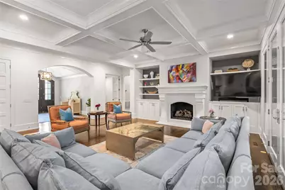 2800 Wintergreen Drive, Charlotte, NC 28211 - Photo 9