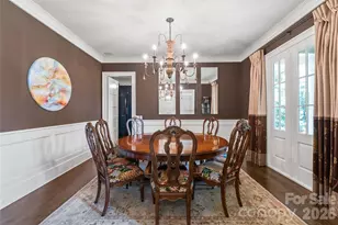 2800 Wintergreen Dr, Charlotte, NC 28211 - Photo 5