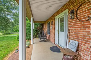 5398 B Reidsville Rd, Walkertown, NC 27051 - Photo 3