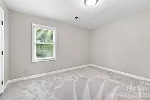 3906 Wandering Ln NE, Hickory, NC 28601 - Photo 31
