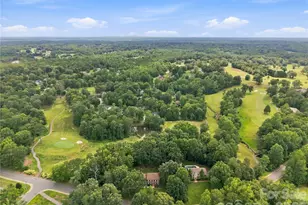 3906 Wandering Ln NE, Hickory, NC 28601 - Photo 3