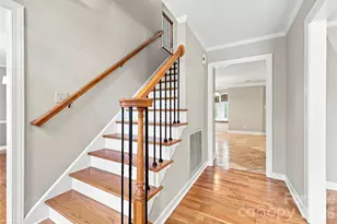 3906 Wandering Ln NE, Hickory, NC 28601 - Photo 5