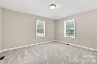 3906 Wandering Ln NE, Hickory, NC 28601 - Photo 23